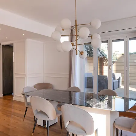 Apartman Lusso, Stile E Un Meraviglioso Terrazzo Nel Cuore Di Milánó