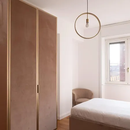 Lusso, Stile E Un Meraviglioso Terrazzo Nel Cuore Di * Milánó