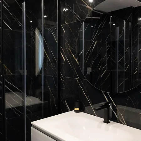 Lusso, Stile E Un Meraviglioso Terrazzo Nel Cuore Di * Milánó