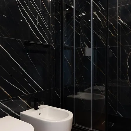 Lusso, Stile E Un Meraviglioso Terrazzo Nel Cuore Di *